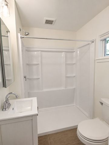 164 Warren Ave B, Whitman, MA 02382