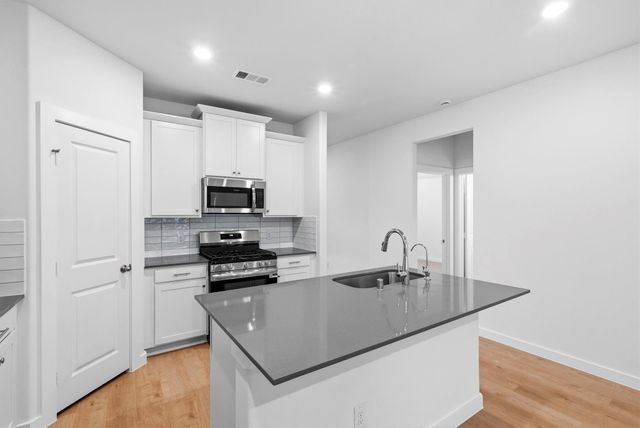 17107 Bluebonnet Creek Trail, Hockley, TX 77447