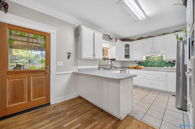 192 Section Mountain Road, Somerville, AL 35670