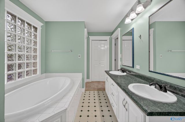 192 Section Mountain Road, Somerville, AL 35670