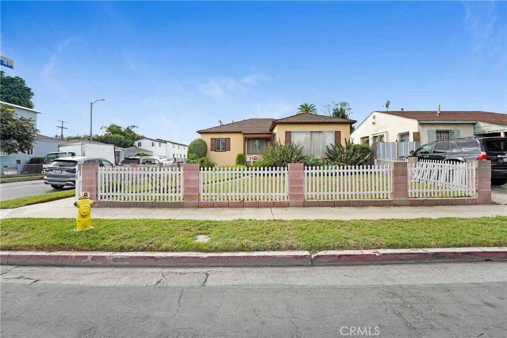 358 E 104th, Los Angeles, CA 90003 — exterior