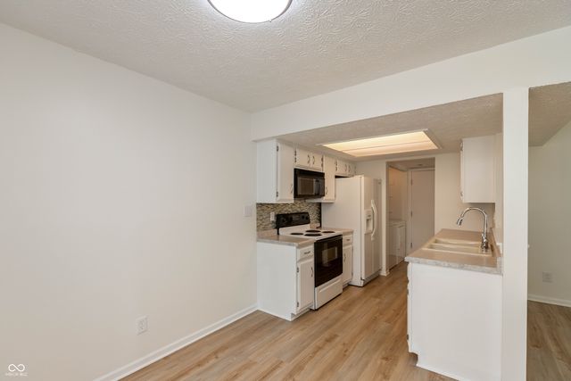 6426 Bayside South Drive, Indianapolis, IN 46250