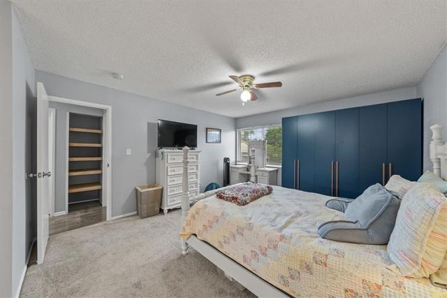 10104 W 96th Street C, Overland Park, KS 66212