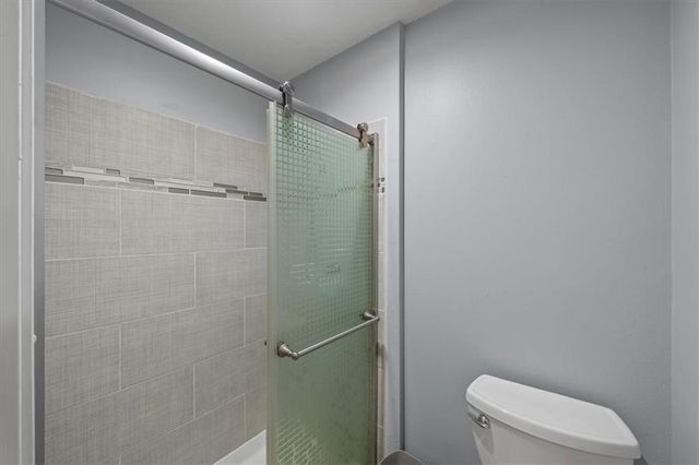 10104 W 96th Street C, Overland Park, KS 66212