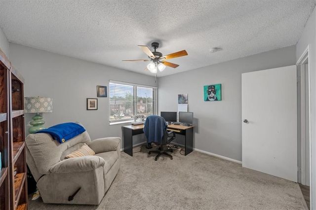 10104 W 96th Street C, Overland Park, KS 66212