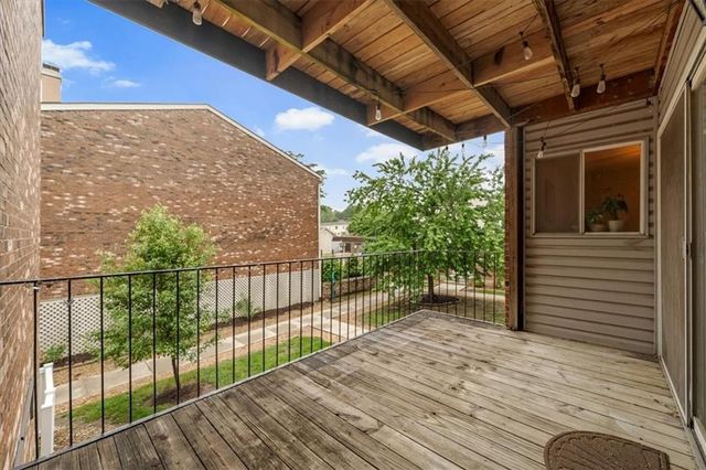 10104 W 96th Street C, Overland Park, KS 66212