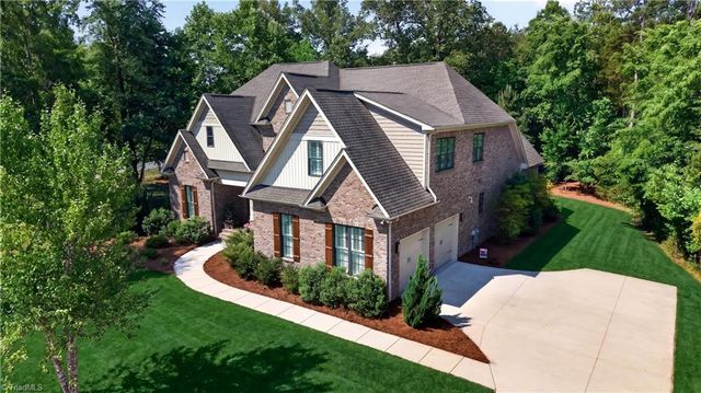 5585 Salem View Road, Pfafftown, NC 27040
