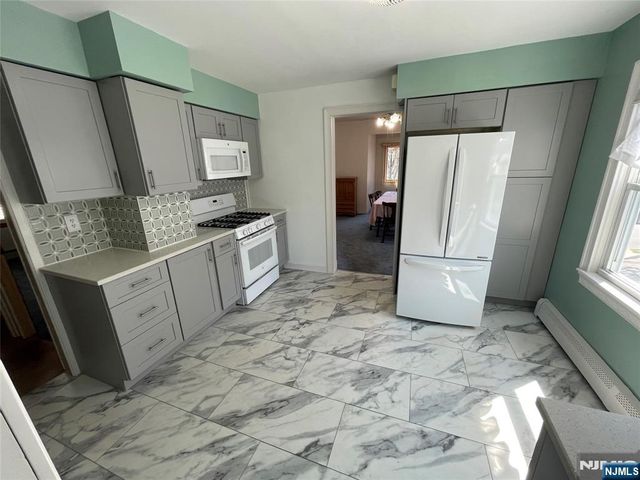 71 Madison Street, Wood Ridge, NJ 07075