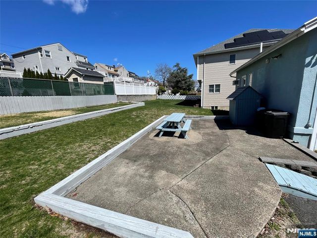 71 Madison Street, Wood Ridge, NJ 07075