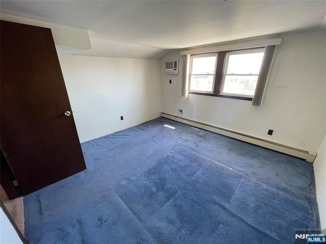 71 Madison Street, Wood Ridge, NJ 07075