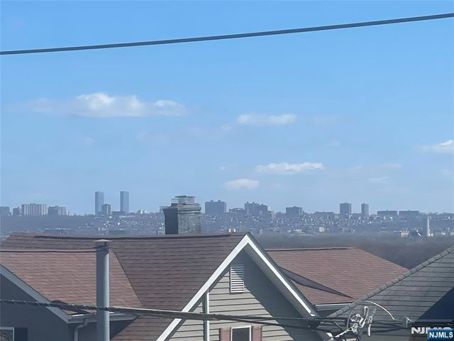 71 Madison Street, Wood Ridge, NJ 07075