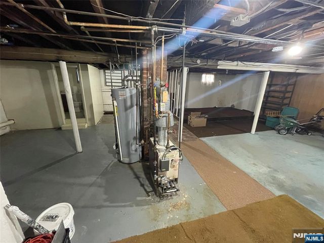 71 Madison Street, Wood Ridge, NJ 07075