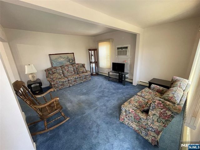 71 Madison Street, Wood Ridge, NJ 07075