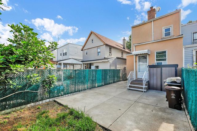 8848 77th Street, Woodhaven, NY 11421