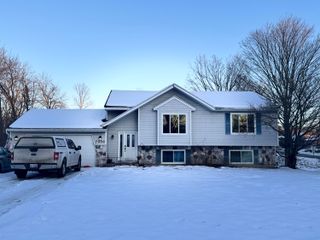 7030 Bouman Drive, Middleville, MI 49333