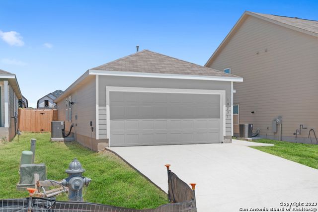 10231 Asta Trail, San Antonio, TX 78224