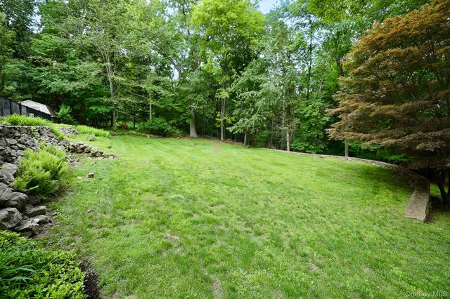 7 David Road, Somers, NY 10589