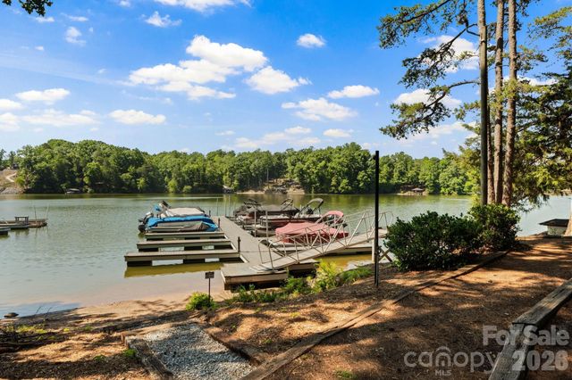 5224 Port Lane, Granite Falls, NC 28630