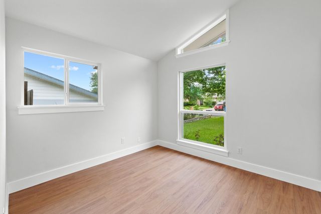 1608 Springer LN, Austin, TX 78758