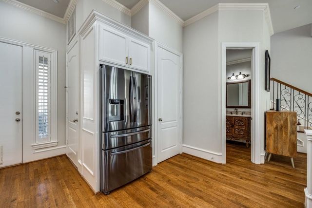 5909 Malmesbury Road, Dallas, TX 75252
