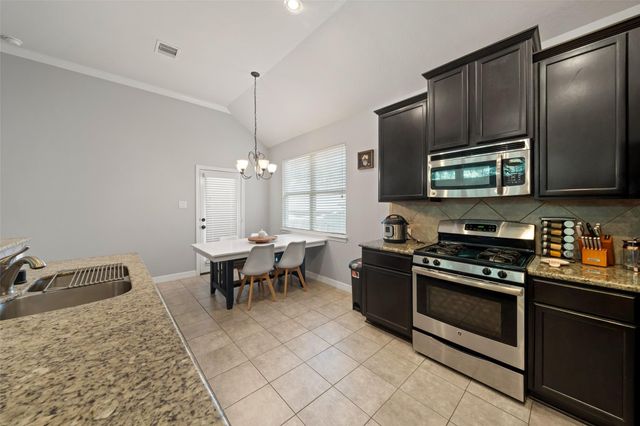 13384 Teel Road, Montgomery, TX 77356