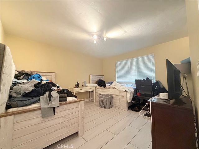 26465 Apache, Rimforest, CA 92378