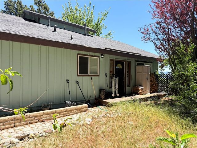 26465 Apache, Rimforest, CA 92378