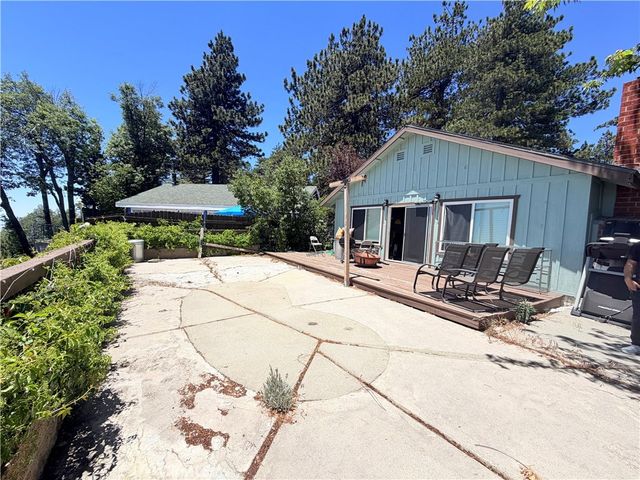 26465 Apache, Rimforest, CA 92378