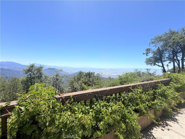 26465 Apache, Rimforest, CA 92378