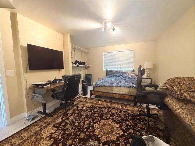 26465 Apache, Rimforest, CA 92378