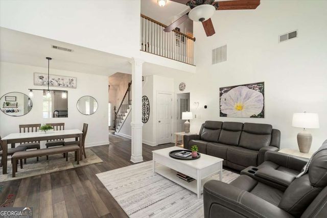 1090 Brookshire Court, Bogart, GA 30622