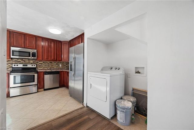 5831 E Hastings ARCH, Virginia Beach, VA 23462