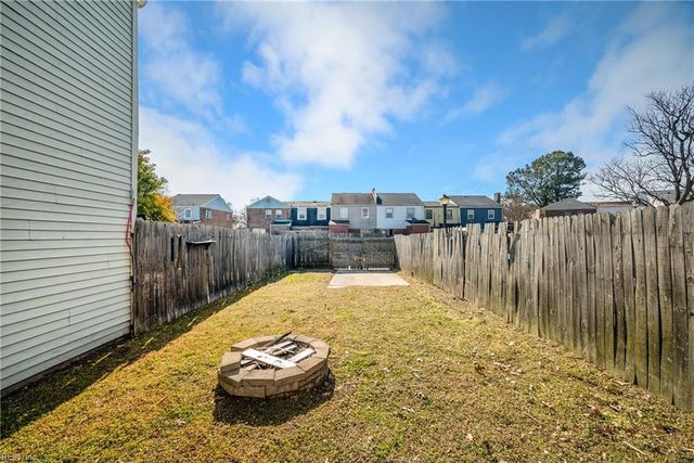 5831 E Hastings ARCH, Virginia Beach, VA 23462
