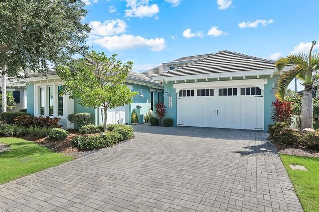 6460 Pembroke WAY, Naples, FL 34113