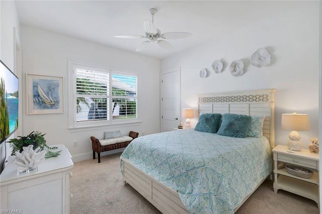 6460 Pembroke WAY, Naples, FL 34113