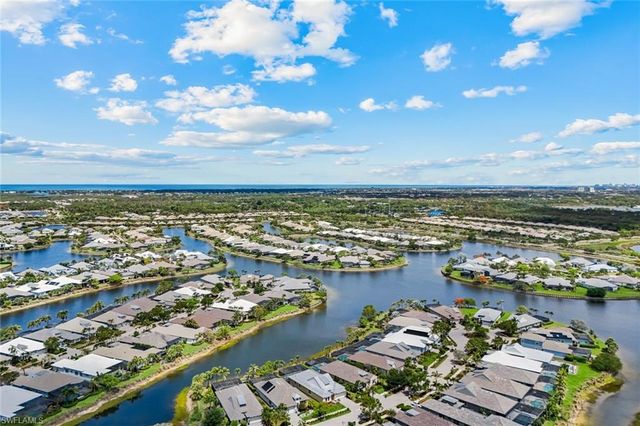 6460 Pembroke WAY, Naples, FL 34113