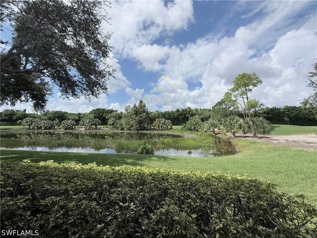 2835 Cypress Trace CIR 102, Naples, FL 34119