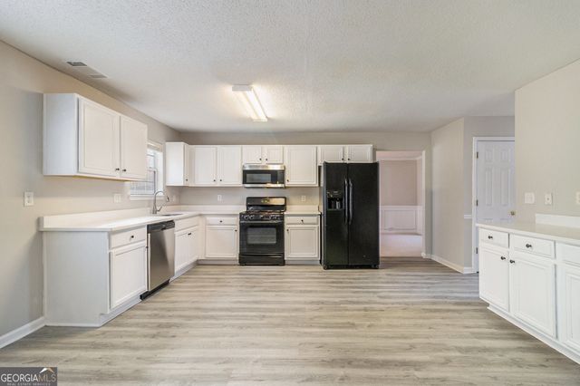 4450 Ivy Fork Drive, Loganville, GA 30052