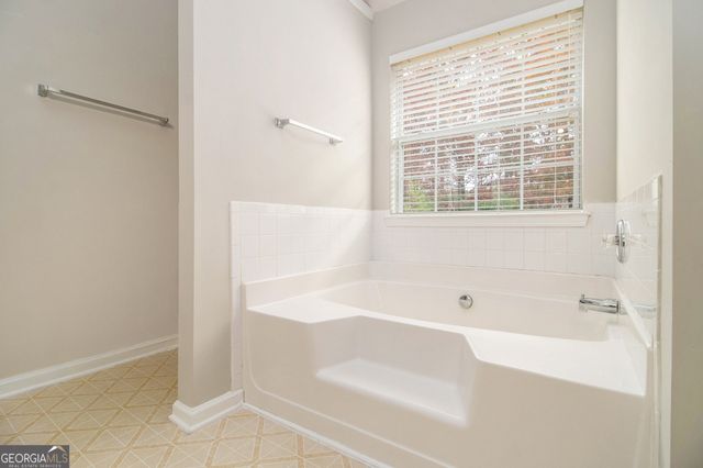 4450 Ivy Fork Drive, Loganville, GA 30052