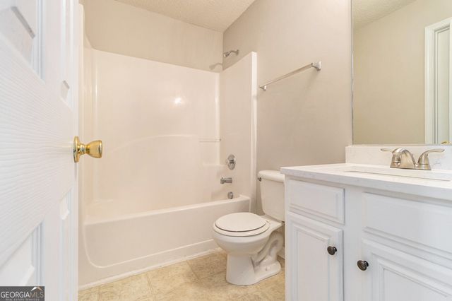 4450 Ivy Fork Drive, Loganville, GA 30052