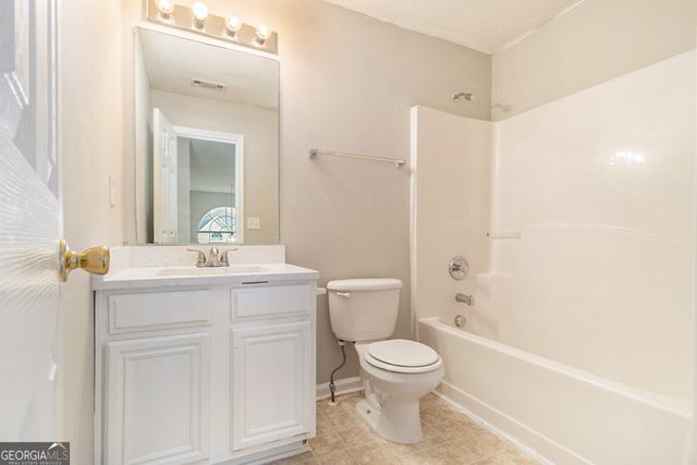 4450 Ivy Fork Drive, Loganville, GA 30052