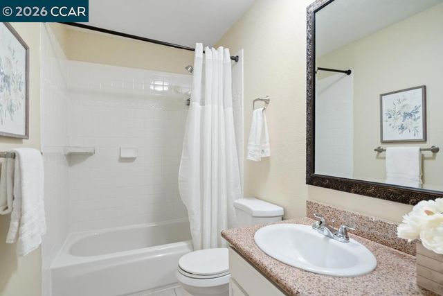 1394 Morning View Ct, Concord, CA 94521