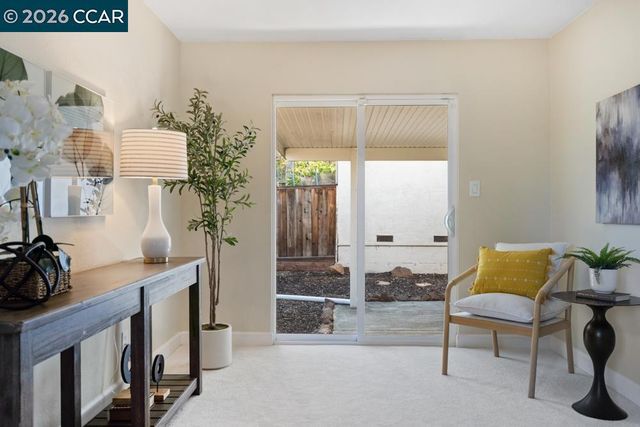 1394 Morning View Ct, Concord, CA 94521