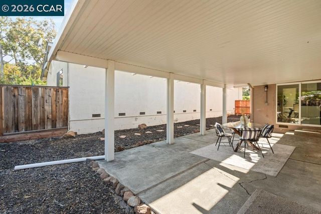 1394 Morning View Ct, Concord, CA 94521