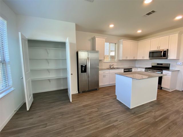 21114 Dolphin Bay Lane, Cypress, TX 77433