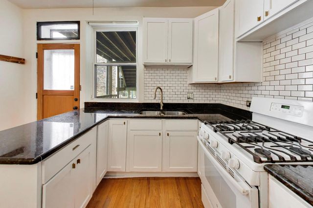 1231 E 53rd Street 1, Chicago, IL 60615