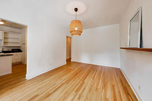 1231 E 53rd Street 1, Chicago, IL 60615