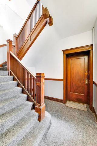 1231 E 53rd Street 1, Chicago, IL 60615