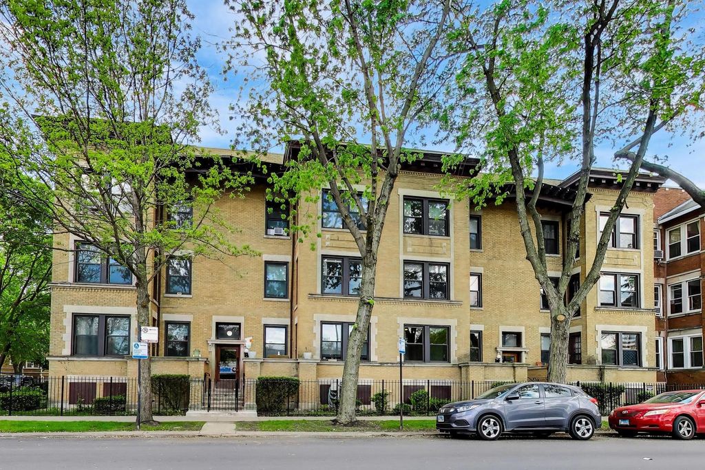 1231 E 53rd Street 1, Chicago, IL 60615