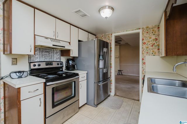 316 TAMMY SUE DRIVE, Center Point, AL 35215